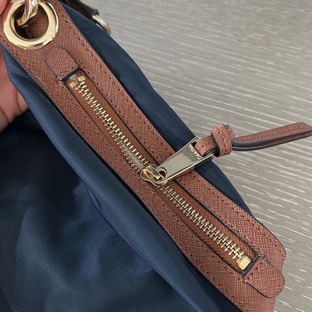 Calvin Klein bag - Picture 4 of 5